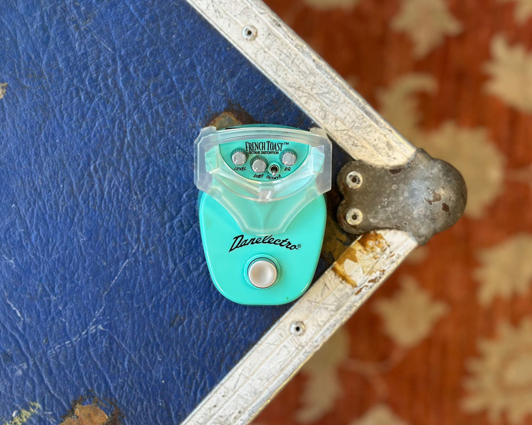 Danelectro French Toast Octave Distortion
