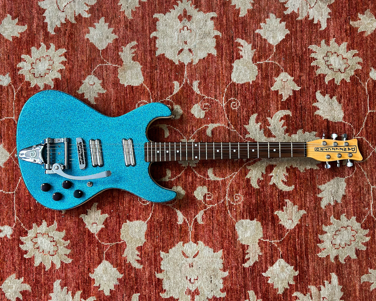 1999 Danelectro Hodad - Blue Sparkle w/Danelectro Vibrato – Found