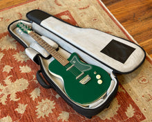 Load image into Gallery viewer, Danelectro &#39;57 - Jade Green
