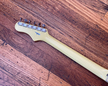 Load image into Gallery viewer, Danelectro &#39;67 Dano
