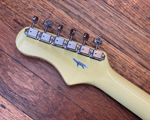 Load image into Gallery viewer, Danelectro &#39;67 Dano
