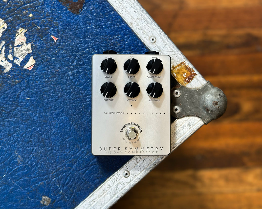 Darkglass Electronics Super Symmetry 115GeV Compressor