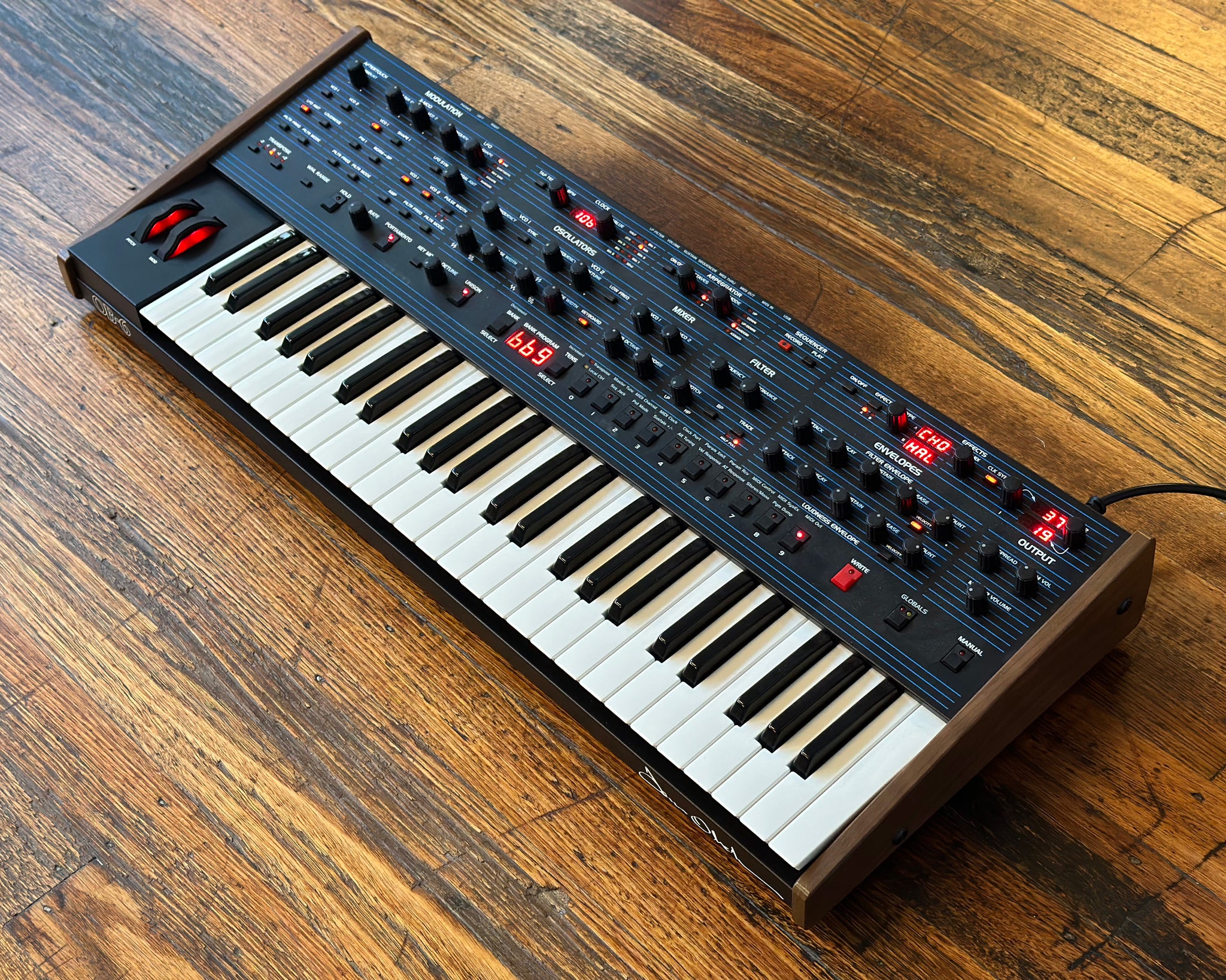 Dave Smith Instruments OB-6 Keyboard