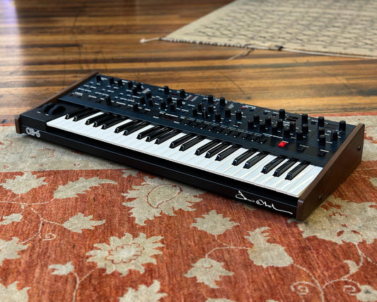 Dave Smith Instruments OB-6 6-Voice Polyphonic Synthesizer
