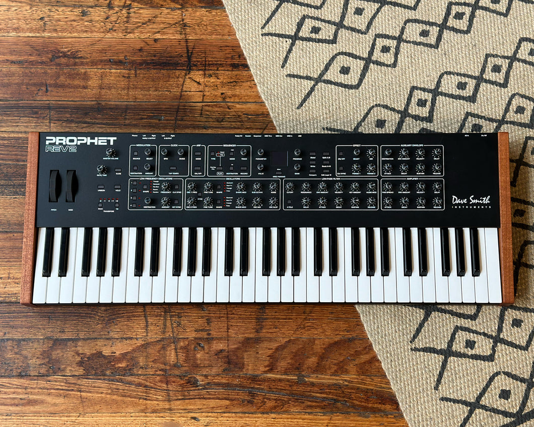 Dave Smith Instruments Prophet REV2 16 Voice