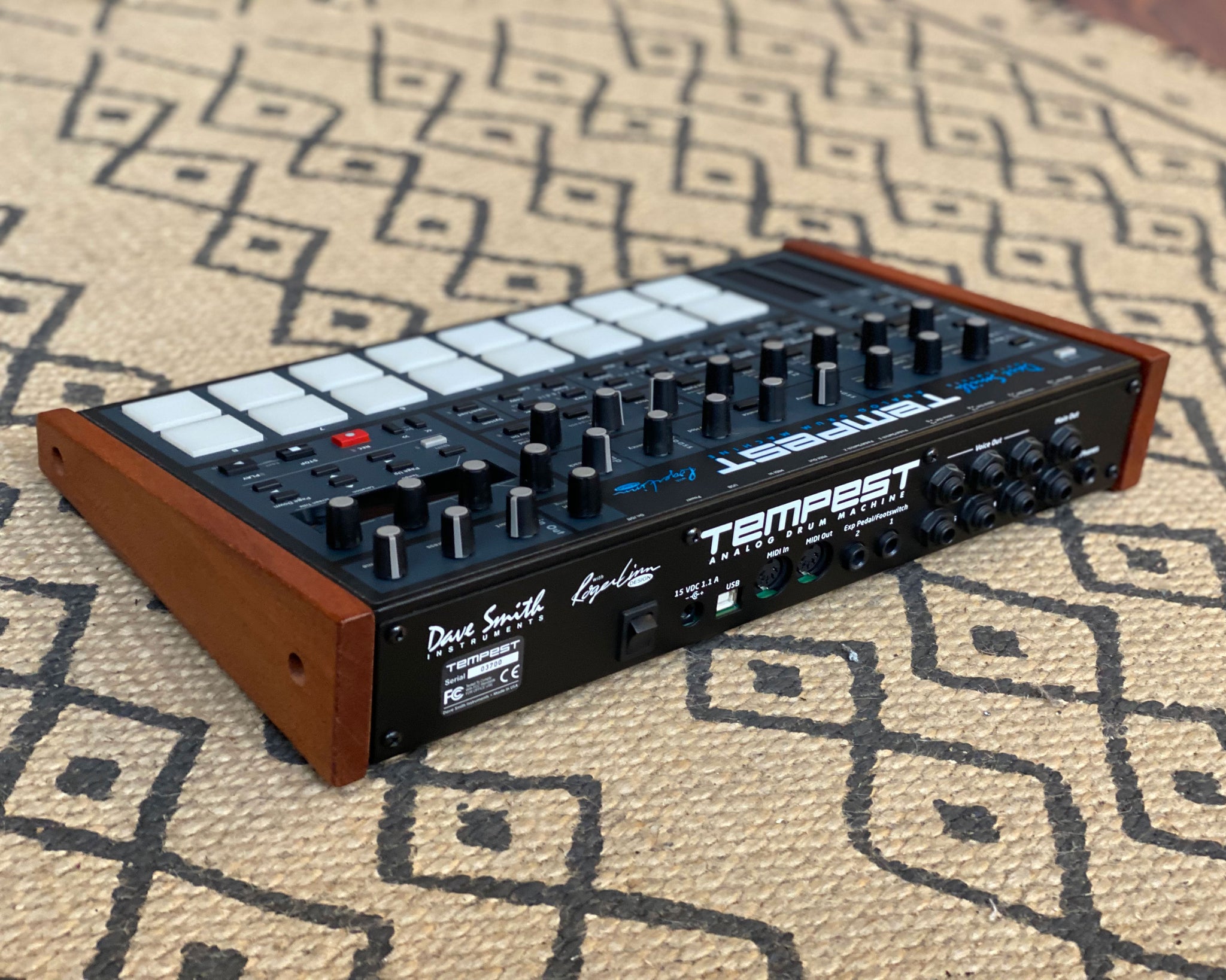 鍵盤楽器 Dave Smith Instruments Tempest Dave Smith Instruments Tempest | Vintage Synth Explorer