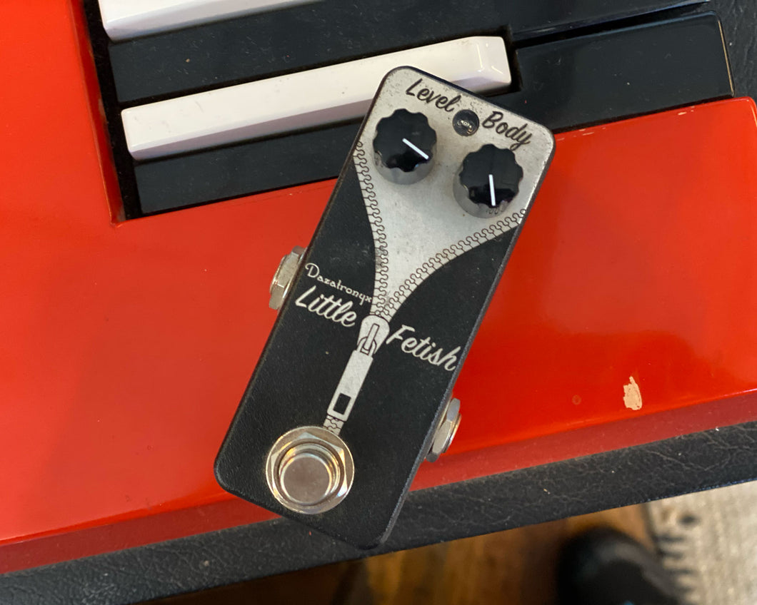 Dazatronyx Little Fetish Booster Pedal