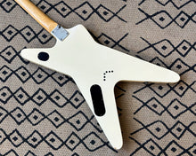 Load image into Gallery viewer, Dean ML Dime-O-Flage Camo Electric w/OHSC
