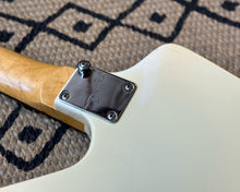 Load image into Gallery viewer, Dean ML Dime-O-Flage Camo Electric w/OHSC
