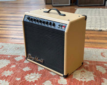 Load image into Gallery viewer, Dean Markley CD-60 2-Channel All-Tube 60-Watt 1x12" Combo Amplifier
