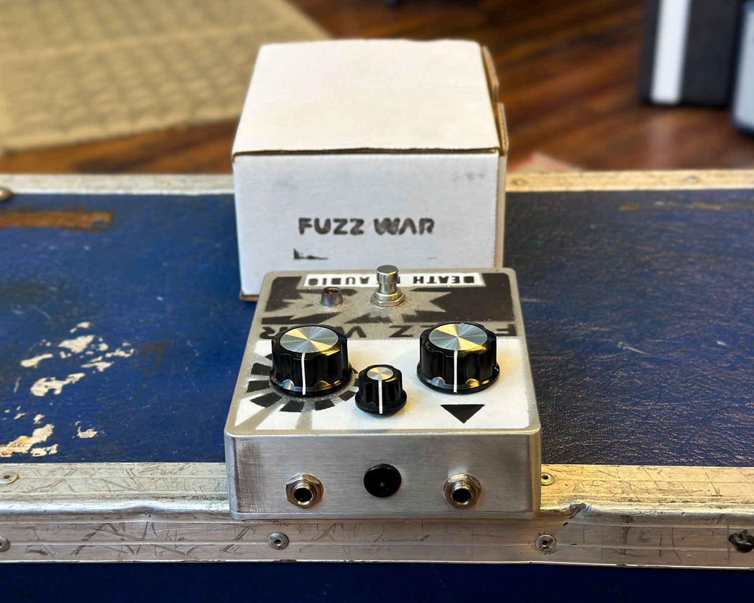 Death By Audio Fuzz War – Found Sound