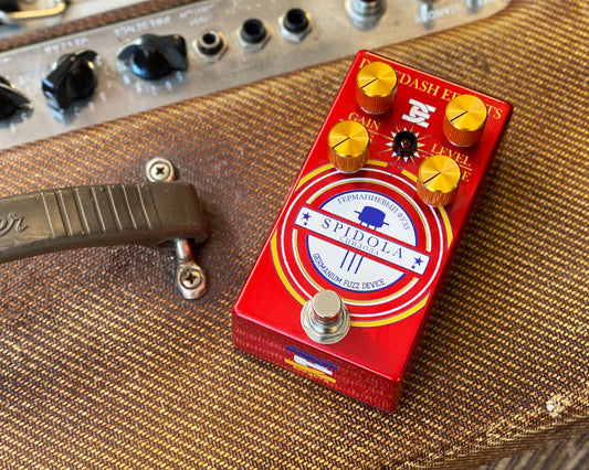 Demedash Effects Spidola Germanium Fuzz Спидола Германиум Фузз - Gold Knobs