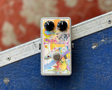 Load image into Gallery viewer, Devi Ever Soda Meiser High-Gain Fuzz
