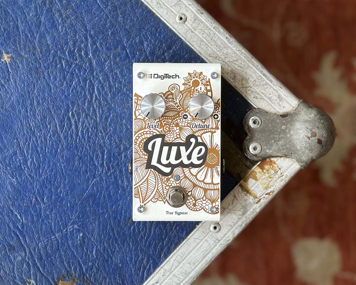 DigiTech Luxe – Found Sound