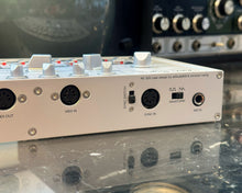 Load image into Gallery viewer, Din Sync RE-303
