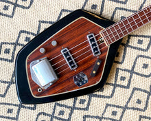 Load image into Gallery viewer, Domino Californian Bass - Refin
