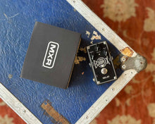 Load image into Gallery viewer, Dunlop MXR EP103 Echoplex Delay
