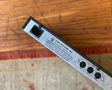 Load image into Gallery viewer, E-MU 9090 Orbit V2 &#39;The Dance Planet&#39; Rackmount 32-Voice Synthesizer Sound Module
