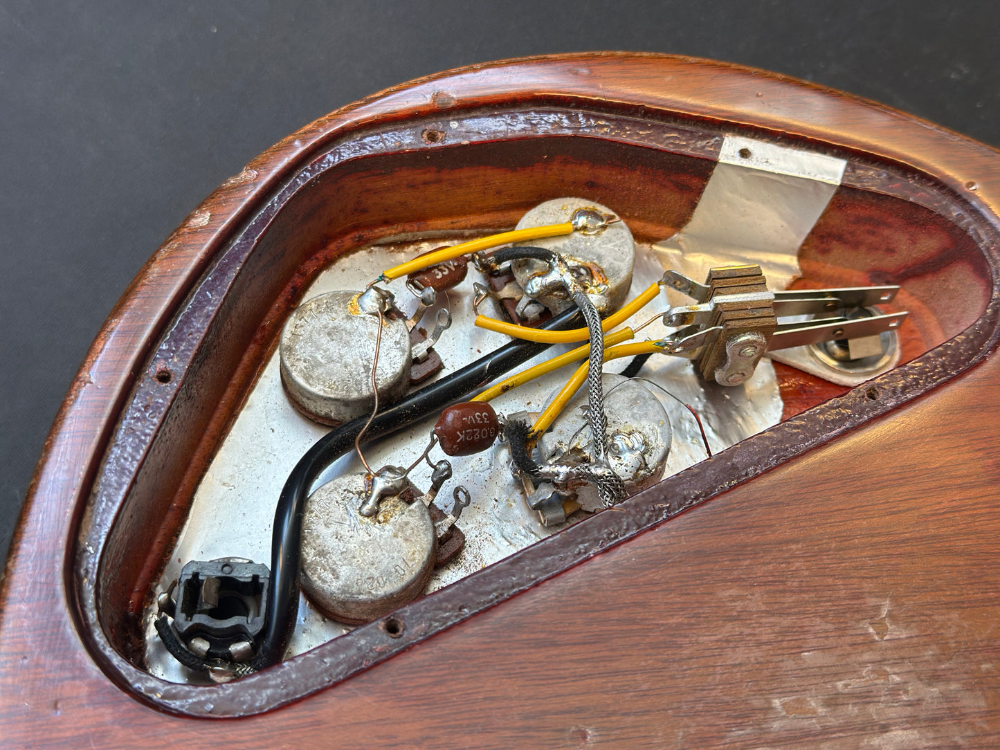 1974 Gibson SG Special - Modified - 2.89kg (6.37 lbs)