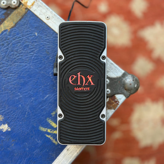 EHX Slammi Polyphonic Pitch-Shifter and Harmony Pedal