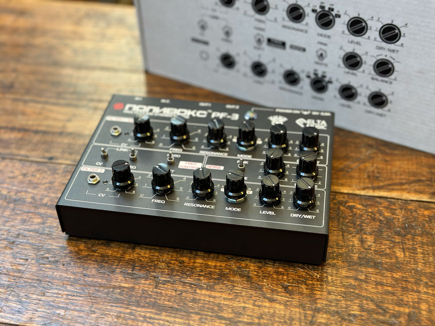 ELTA Music PF-3 POLIVOKS Stereo Filter - Grey