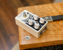 Load image into Gallery viewer, EarthQuaker Devices Levitation
