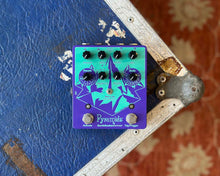 Load image into Gallery viewer, EarthQuaker Devices Pyramids
