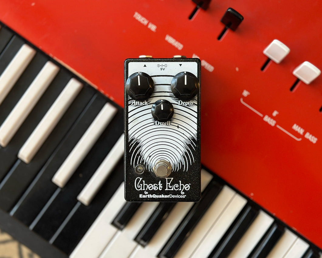 EarthQuaker Devices Ghost Echo Reverb V3