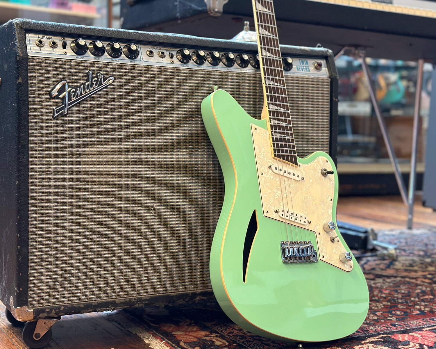 ギター Eastwood Surfcaster / Seafoam Green Eastwood Guitars Surfcaster 12/6 Double Neck Electric Guitar
