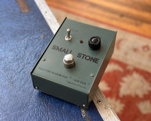 Load image into Gallery viewer, Electro Harmonix/Sovtek Small Stone - Green Russian (Bubble Font) w/ Wooden Box
