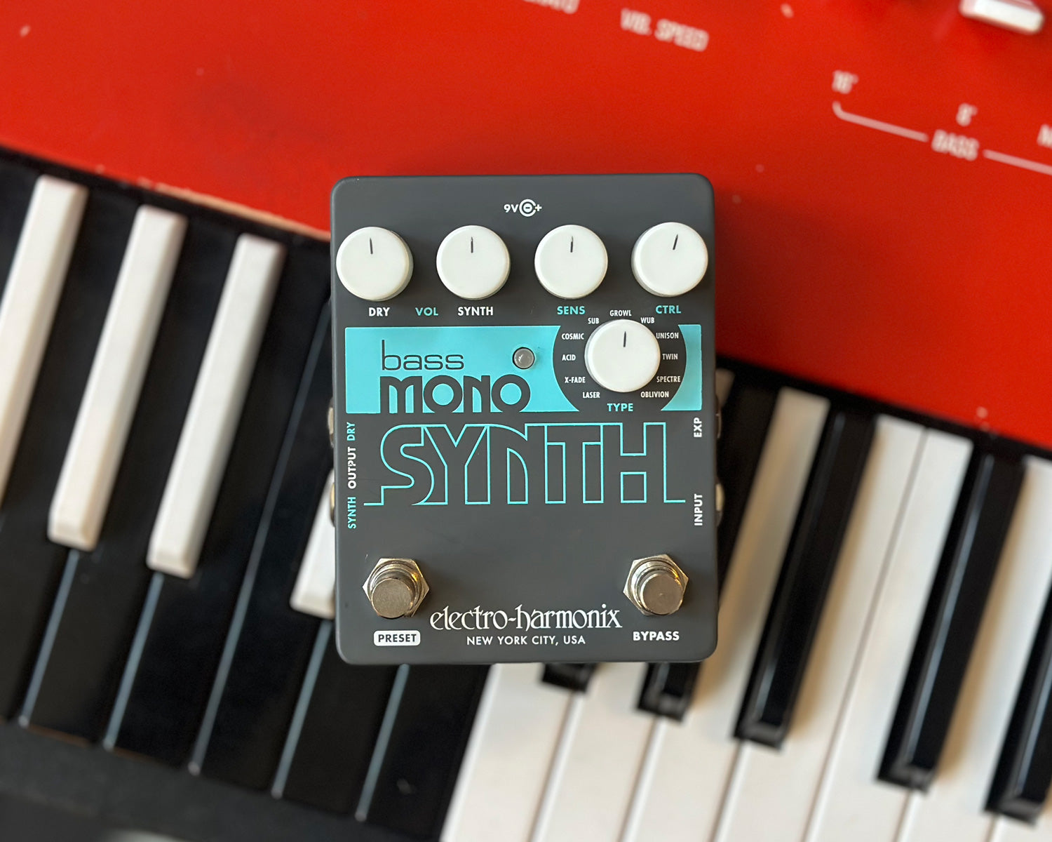 ベース electro-harmonics bass mono SYNTH Electro Harmonix Bass Mono Synth Pedal