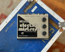 Load image into Gallery viewer, Electro Harmonix Deluxe Electric Mistress
