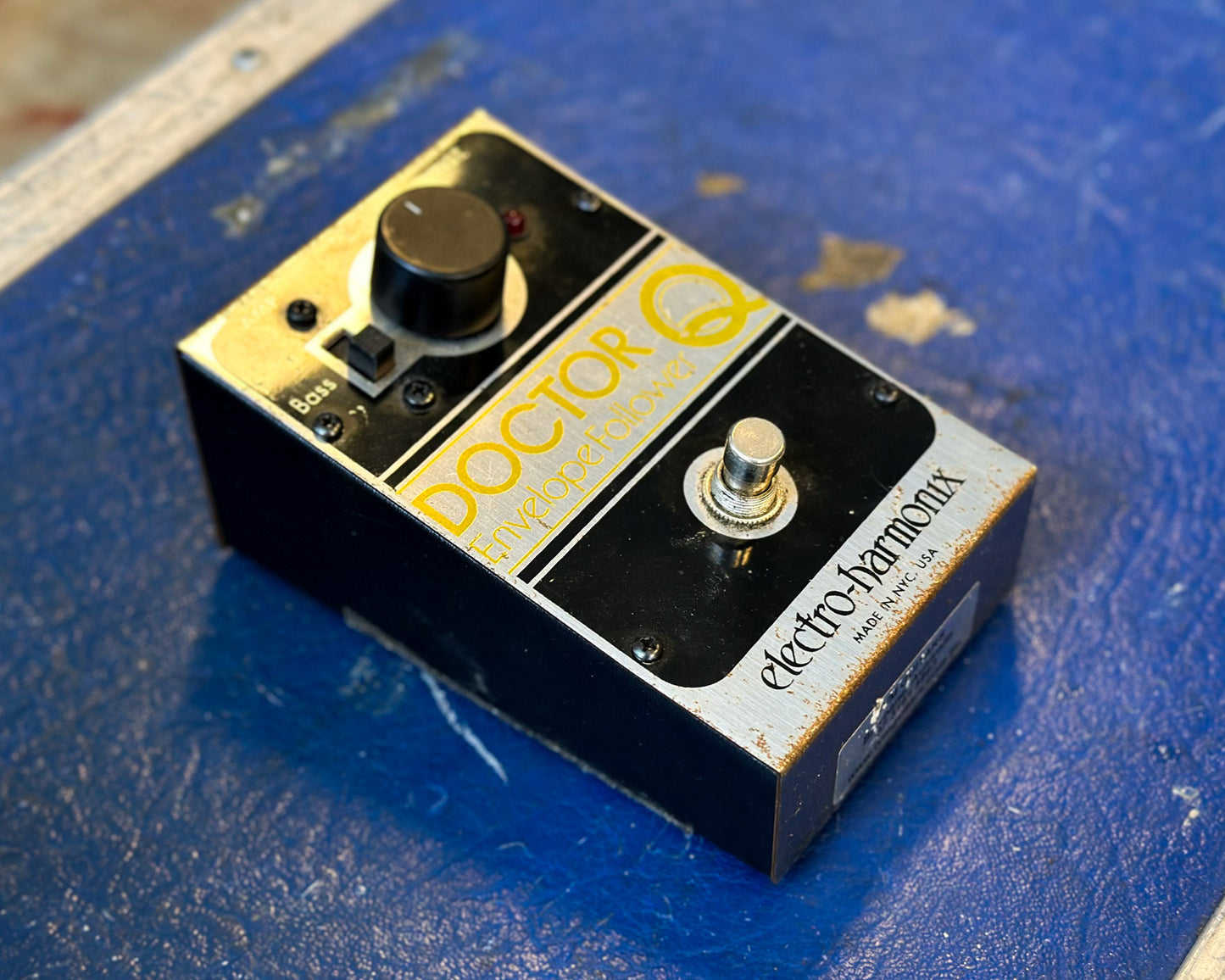 2002 Electro Harmonix Doctor Q Envelope Follower - Bent Steel Enclosure w/ Original Wooden Box and Paperwork