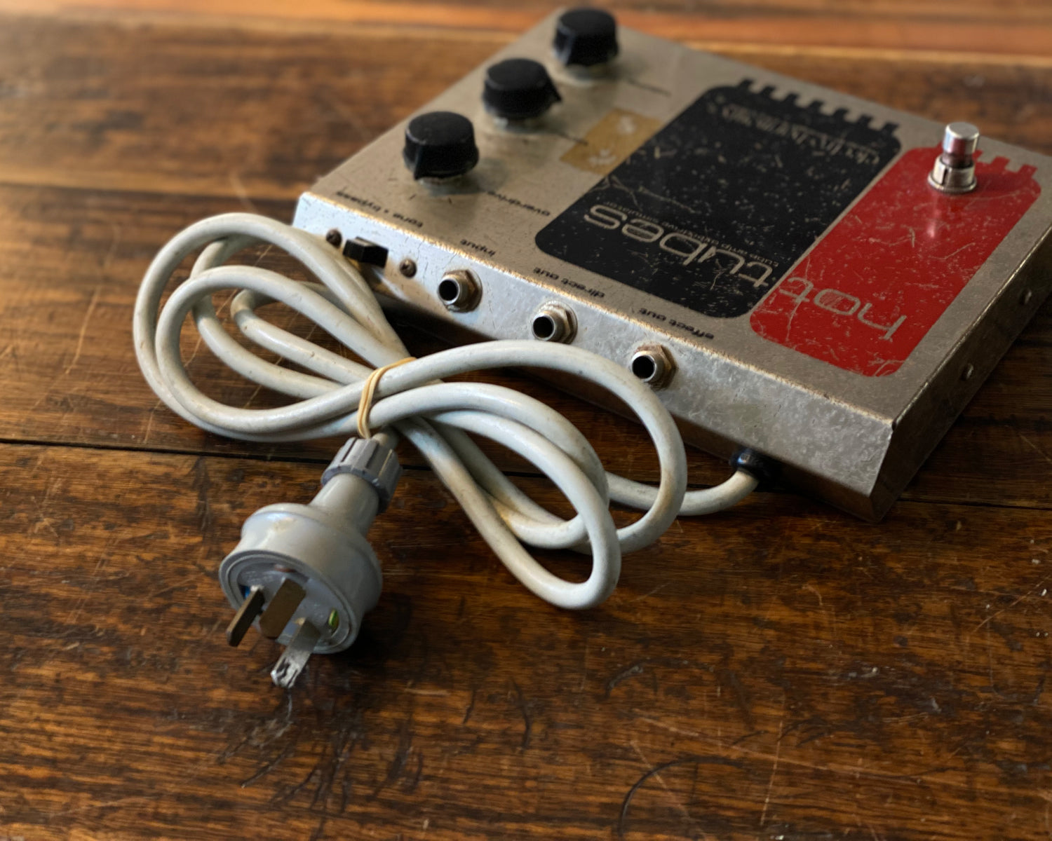 Hot Tubes - Electro-Harmonix Hot Tubes - Audiofanzine Hot Tubes - Electro-Harmonix Hot Tubes - Audiofanzine