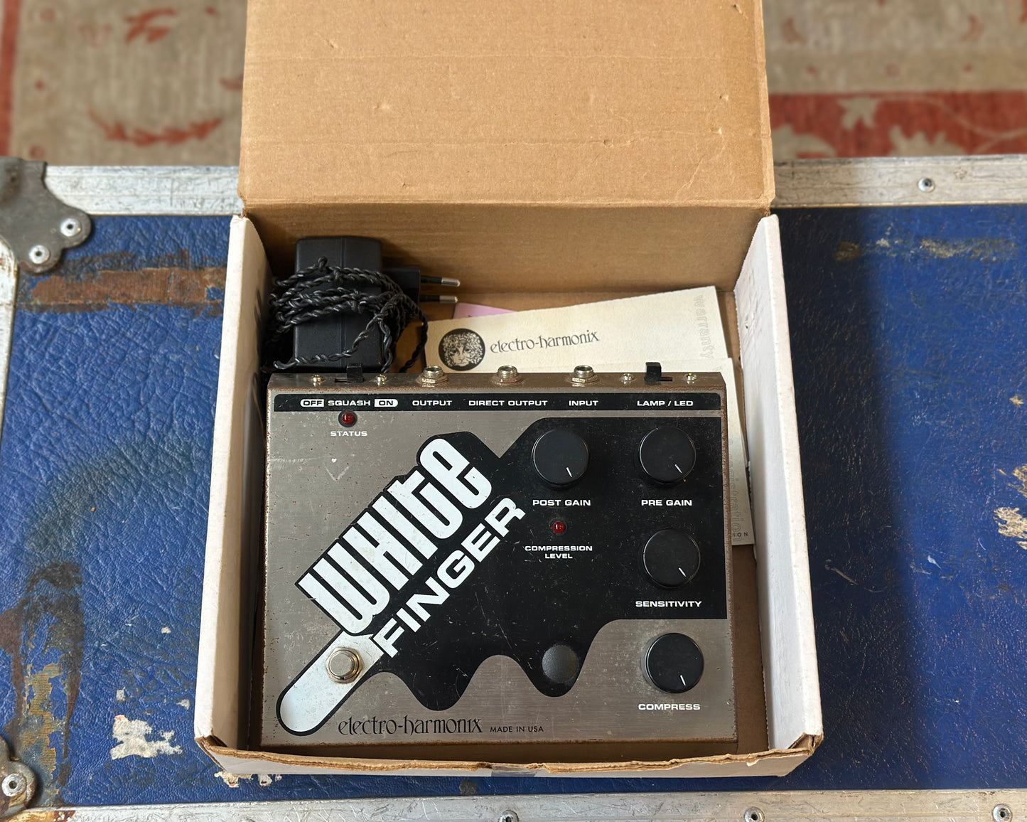 Electro Harmonix White Finger Analogue Optical Compressor