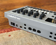 Load image into Gallery viewer, Elektron Analog Four MKII
