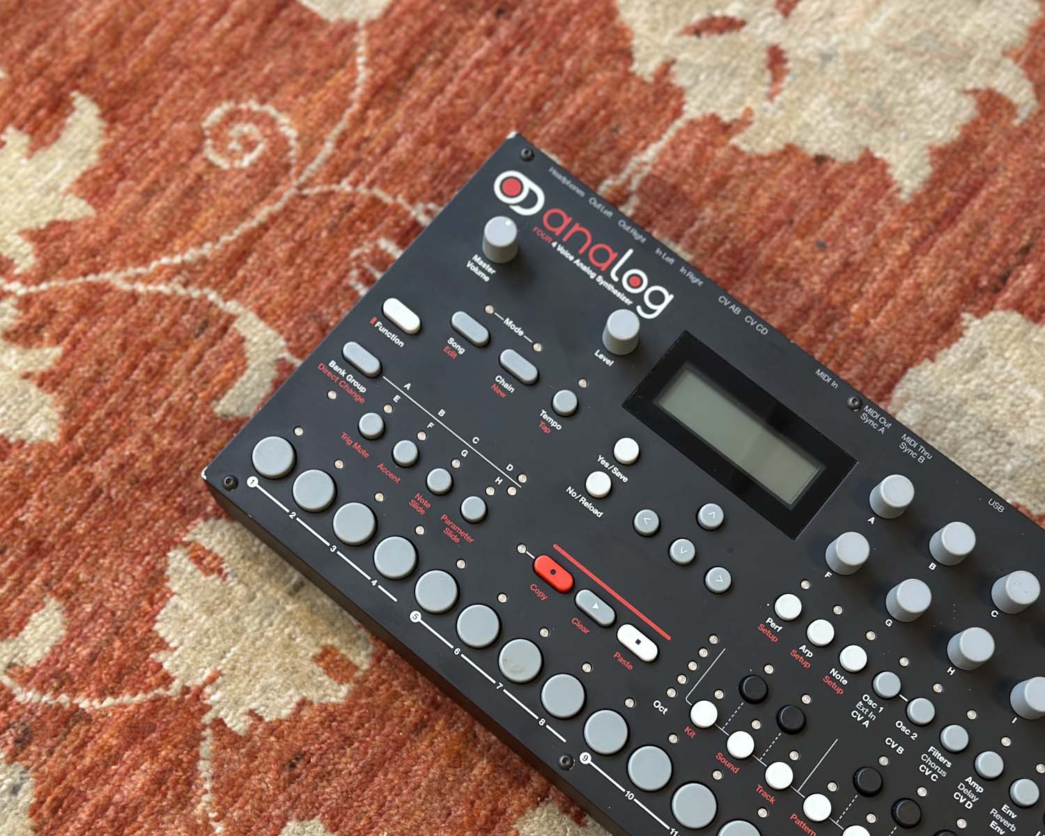 Elektron Analog Four MKI – Found Sound