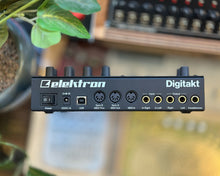 Load image into Gallery viewer, Elektron Digitakt
