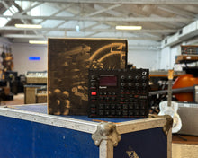 Load image into Gallery viewer, Elektron Syntakt
