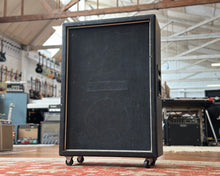 Load image into Gallery viewer, Eminar 120 Watt 2x12&quot; Cabinet
