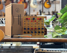 Load image into Gallery viewer, Endorphin.es Grand Terminal - Gold
