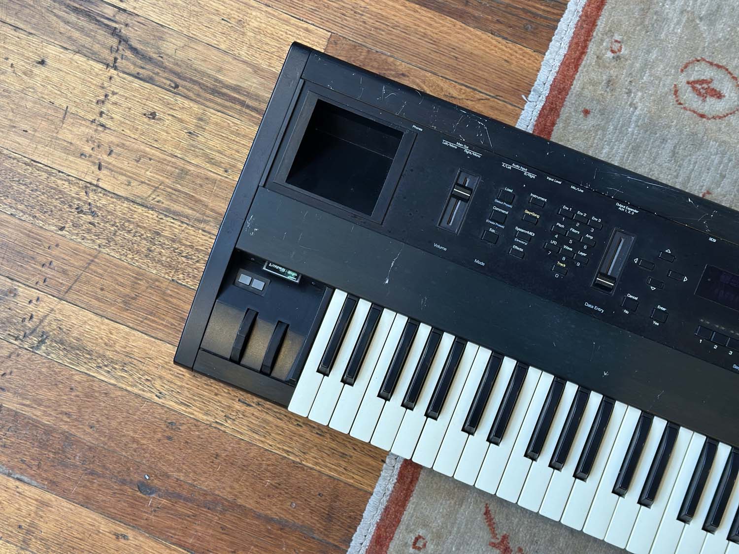 Ensoniq ASR-10 Advanced Sampling Recorder Keyboard – Found Sound