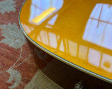 Load image into Gallery viewer, Epiphone FT-79 Acoustic/Electric &amp; Hard Case
