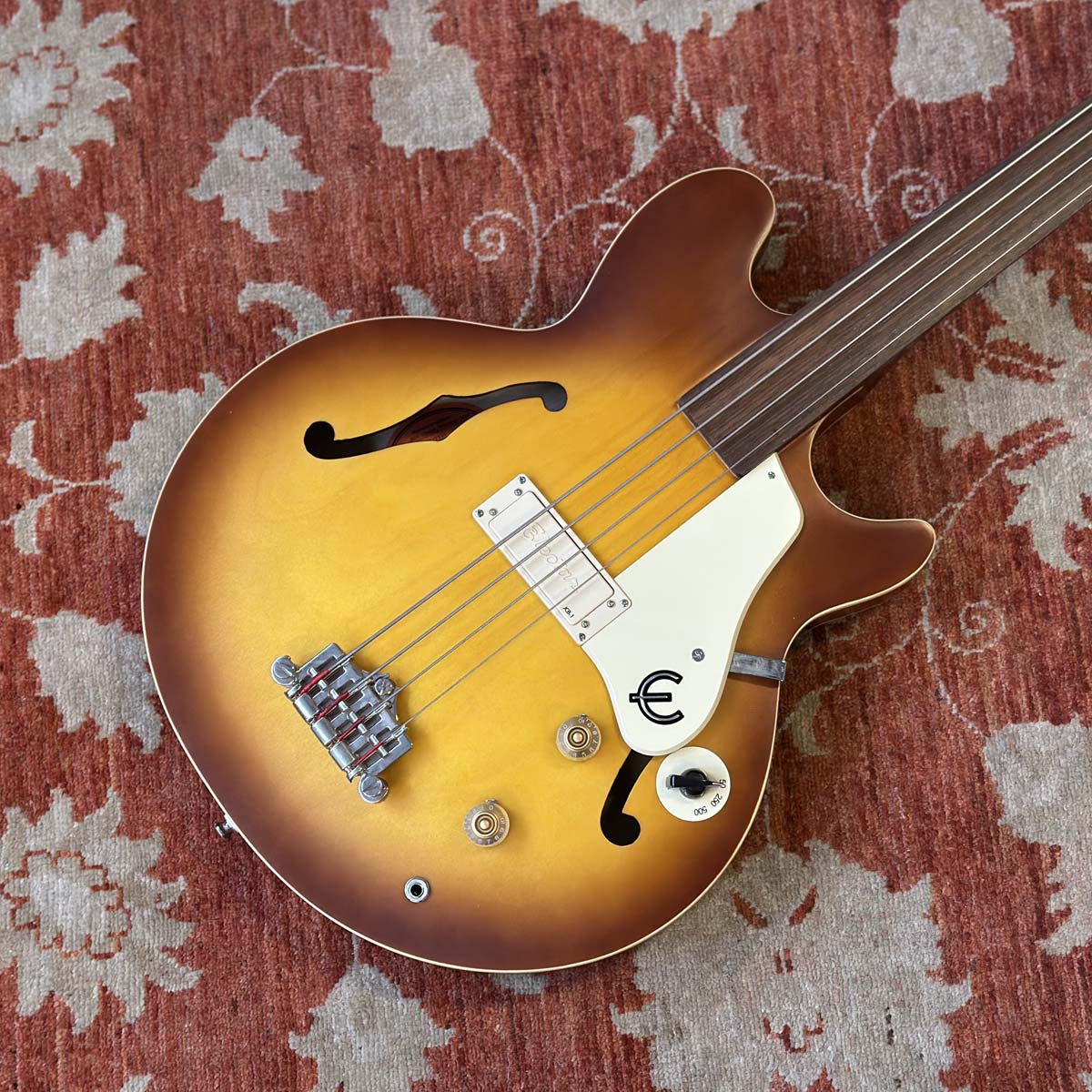 Epiphone Jack Casady Signature Fretless Bass