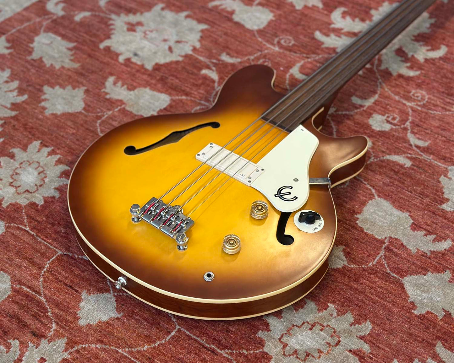 Epiphone Jack Casady Signature Fretless Bass