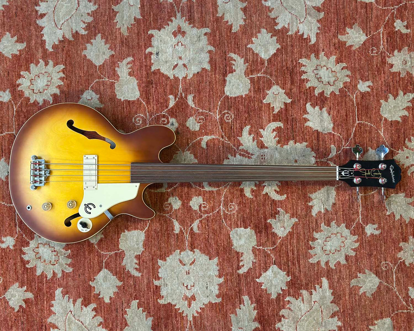 Epiphone Jack Casady Signature Fretless Bass