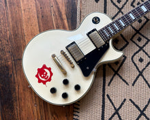 Load image into Gallery viewer, 2009 Epiphone Les Paul Custom
