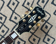 Load image into Gallery viewer, 2009 Epiphone Les Paul Custom
