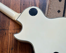 Load image into Gallery viewer, 2009 Epiphone Les Paul Custom
