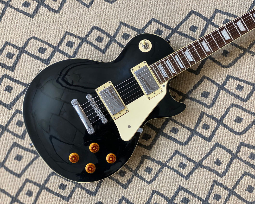 Epiphone Les Paul Standard w/ Epiphone HSC